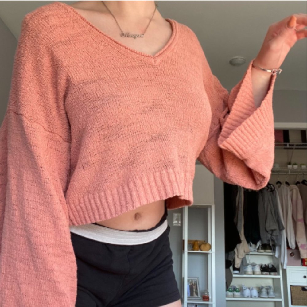 Flowy Sweater - Picture 2 of 4